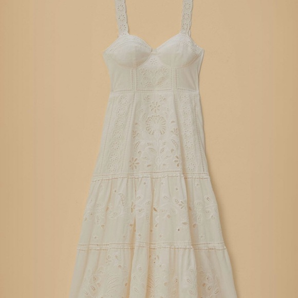 White Richelieu Sleeveless Midi Dress XL 100% COTTON
Care Instructions - Picture 6 of 7